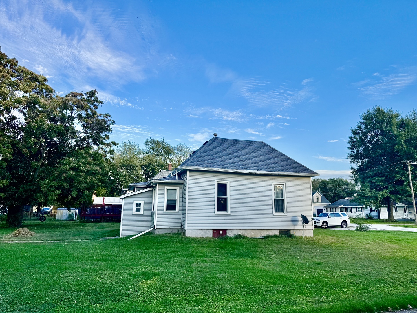 main property photo 14