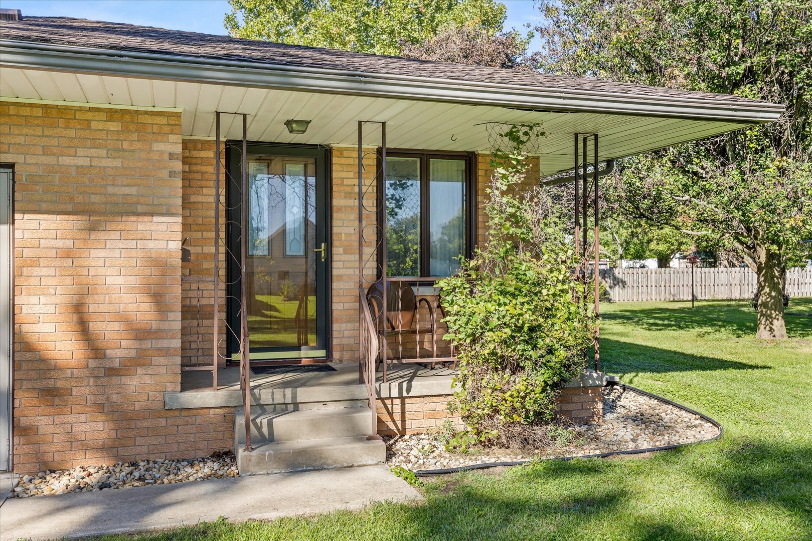 main property photo 31