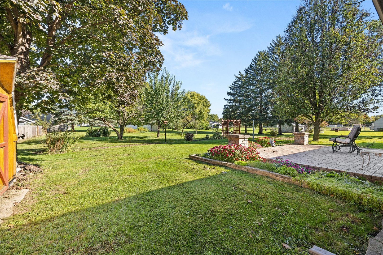 main property photo 35