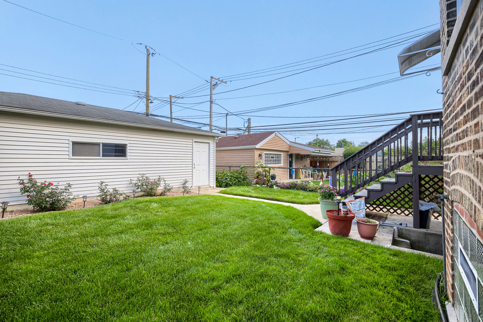main property photo 39