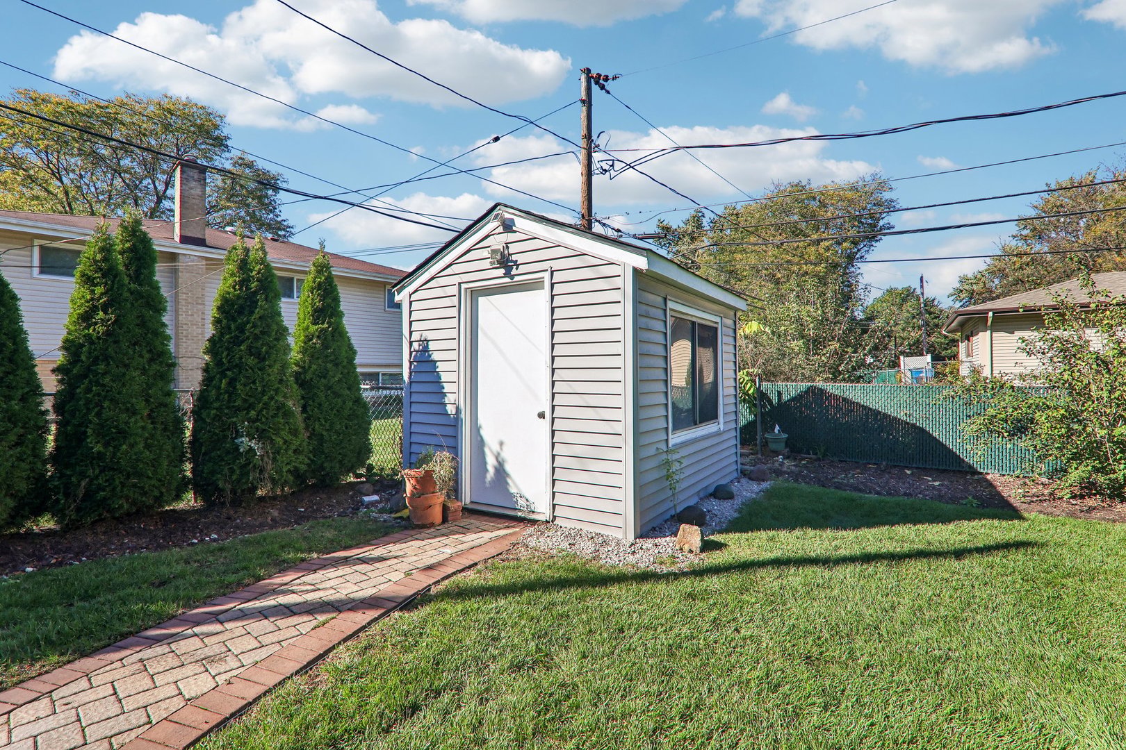 main property photo 35