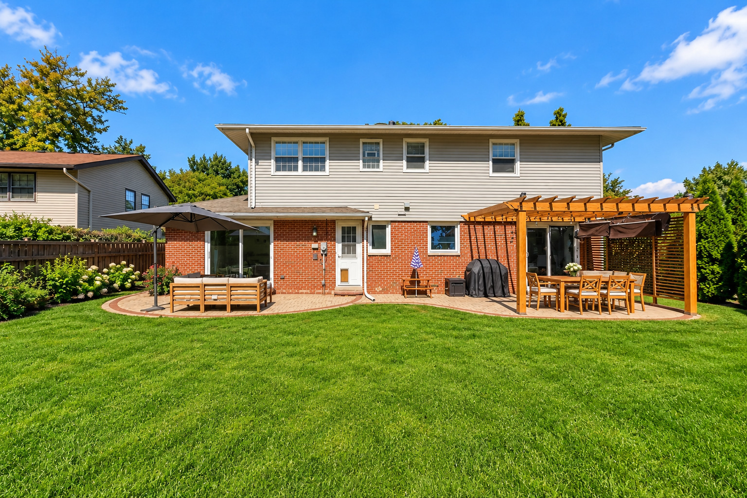 main property photo 34