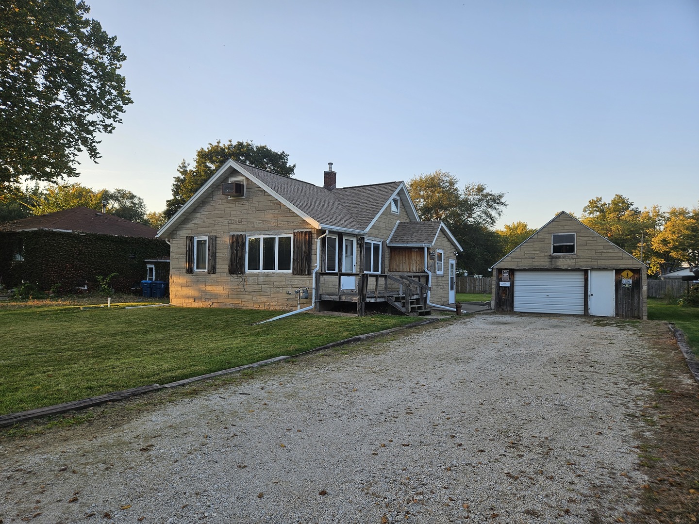 main property photo 17