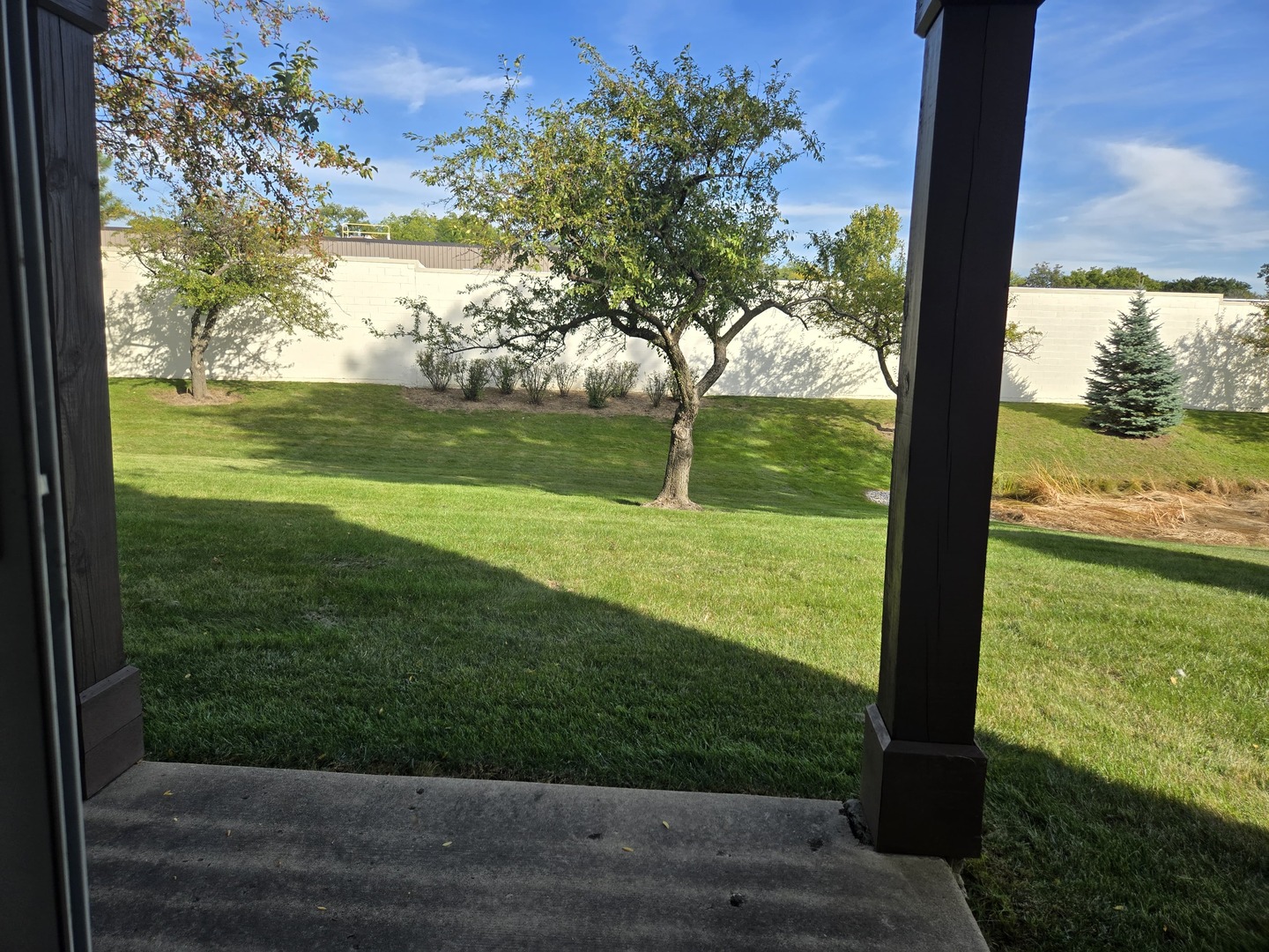 main property photo 6