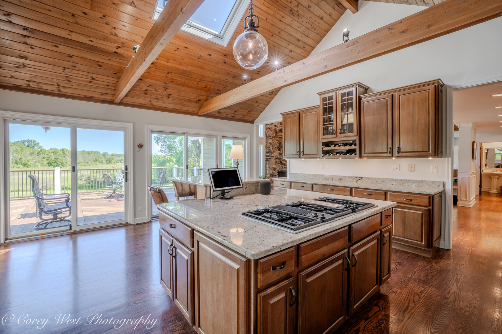 main property photo 15