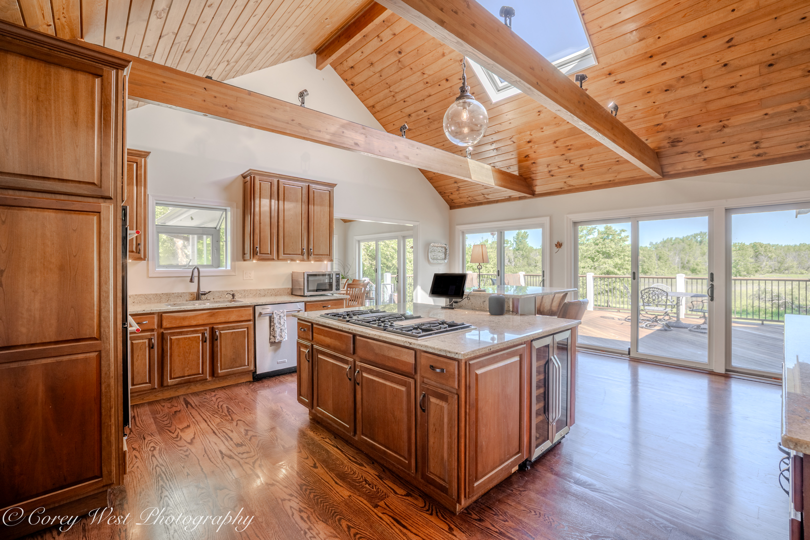 main property photo 16