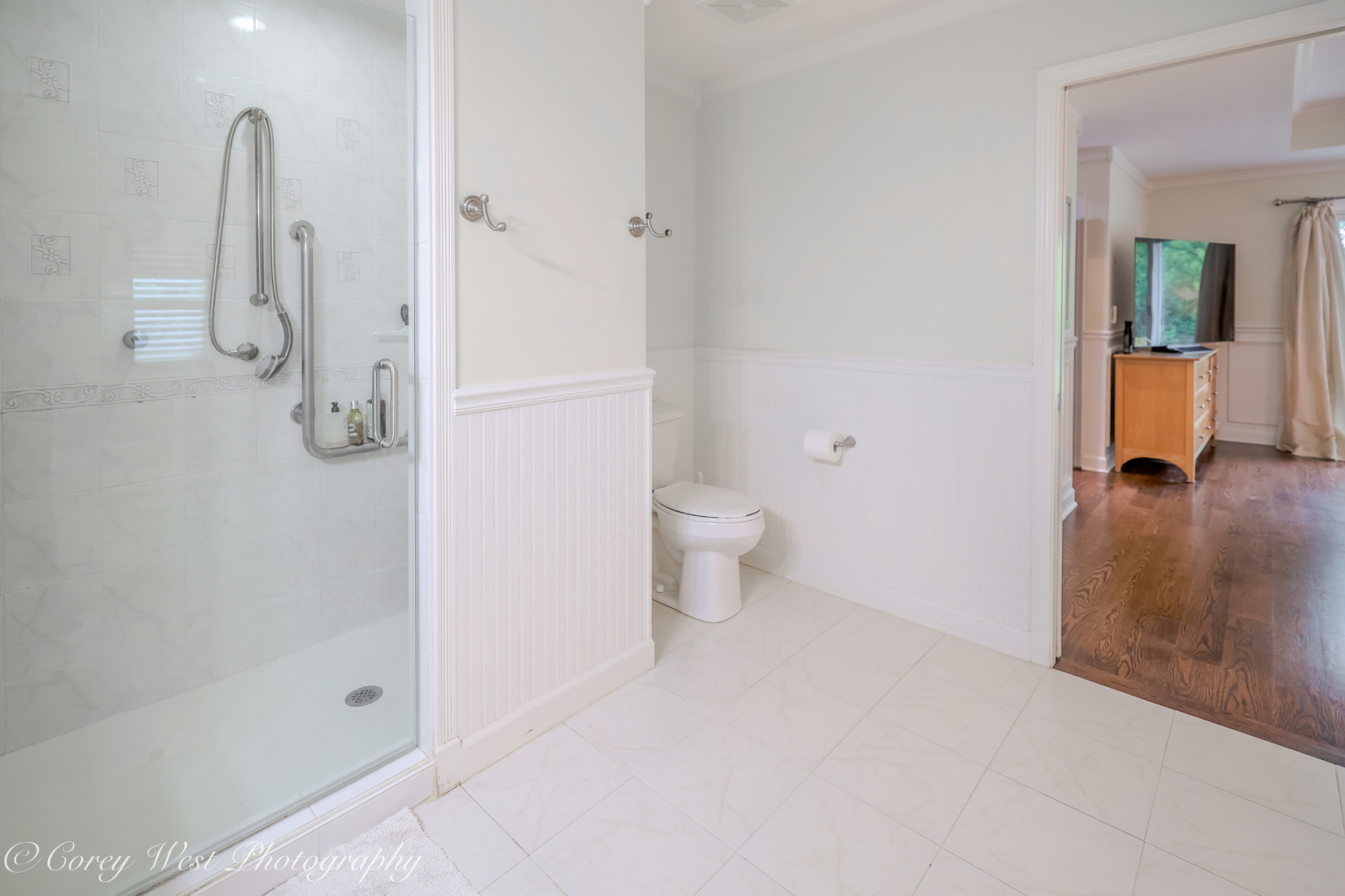main property photo 32
