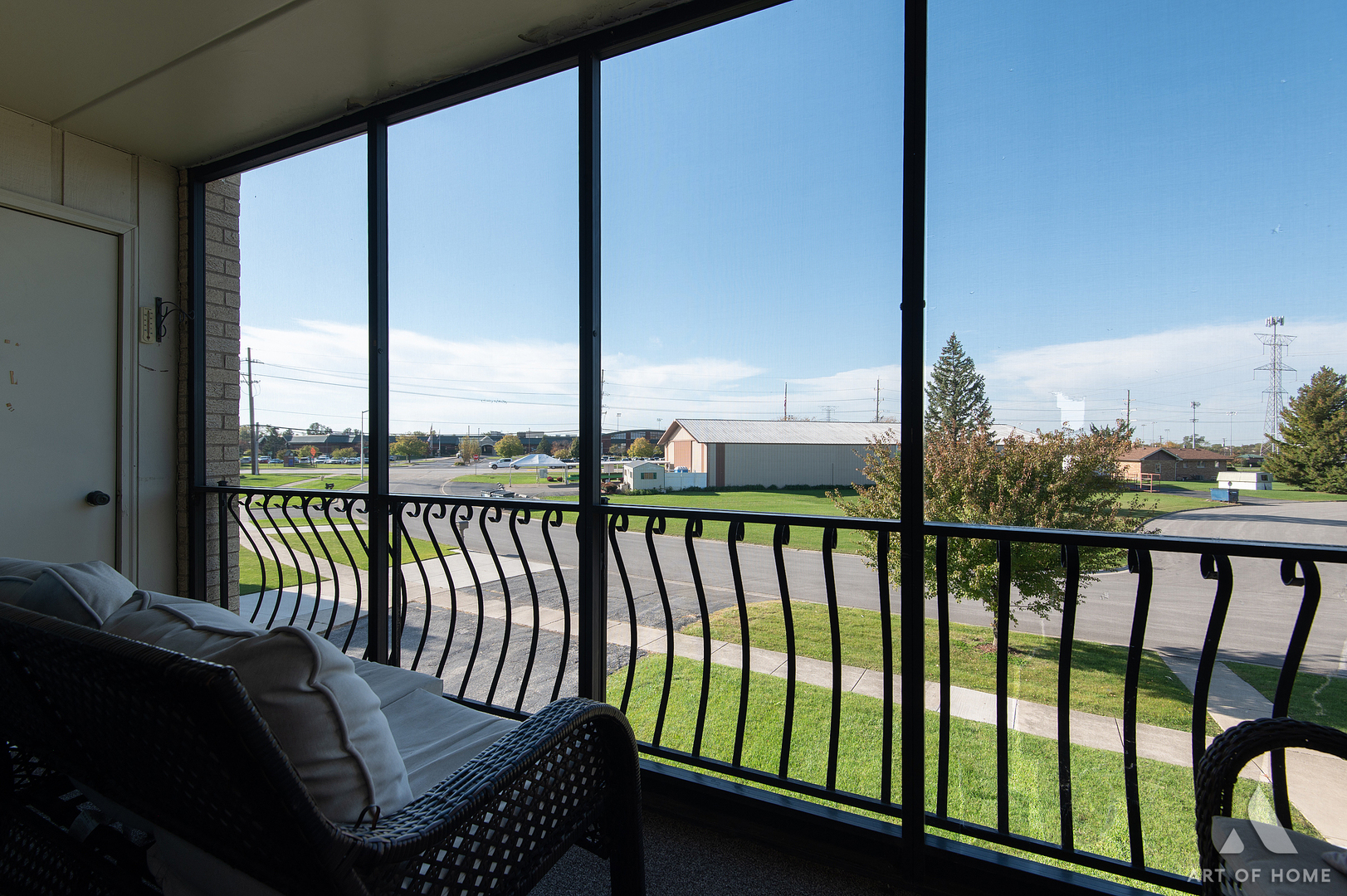 main property photo 25