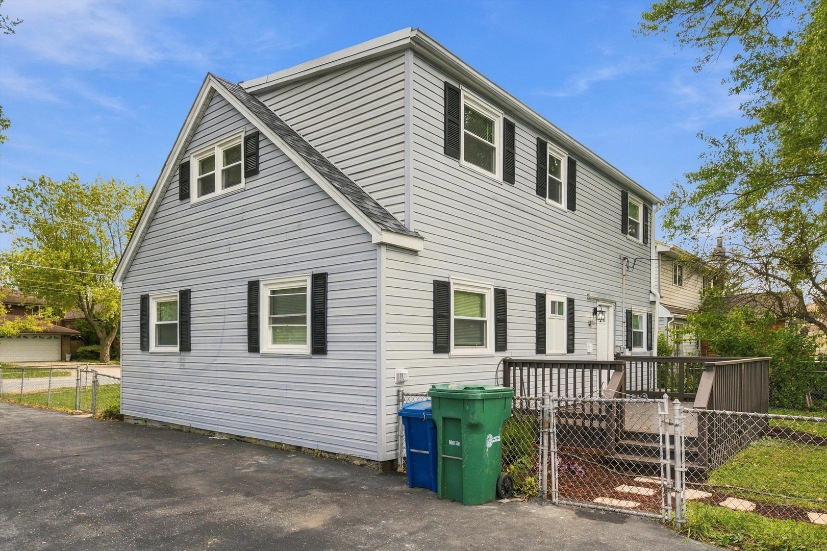 main property photo 39