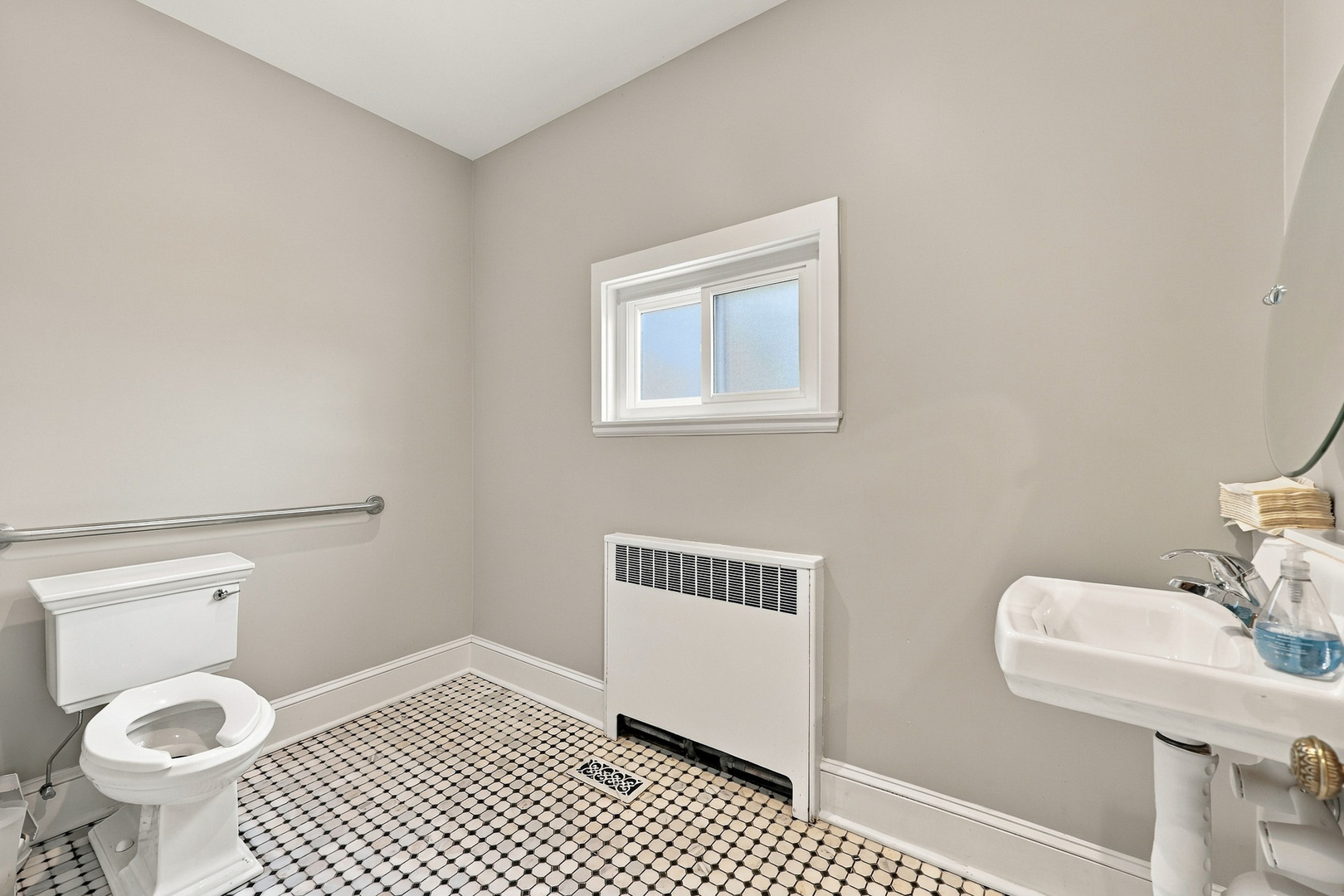 main property photo 15