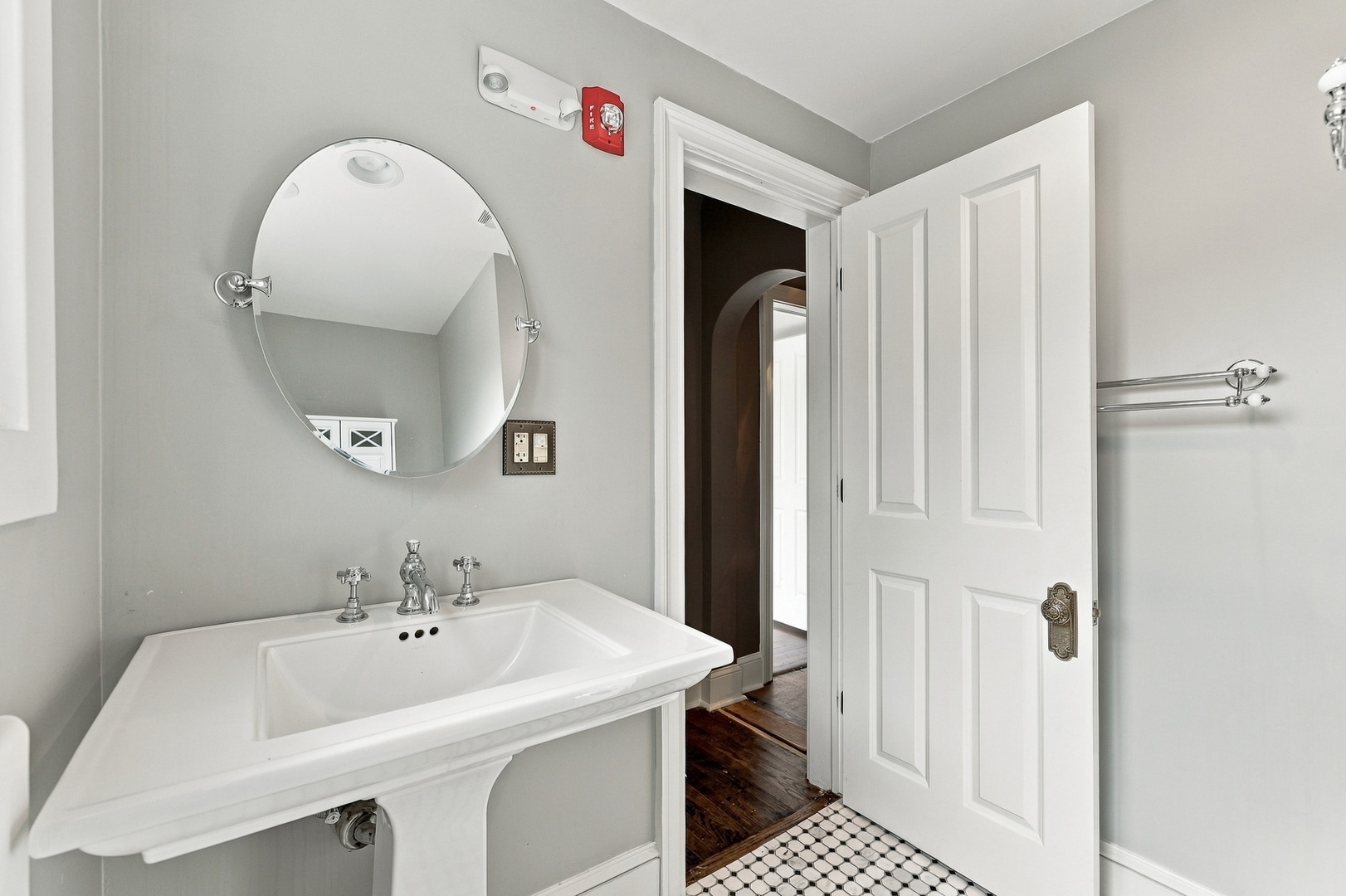 main property photo 19