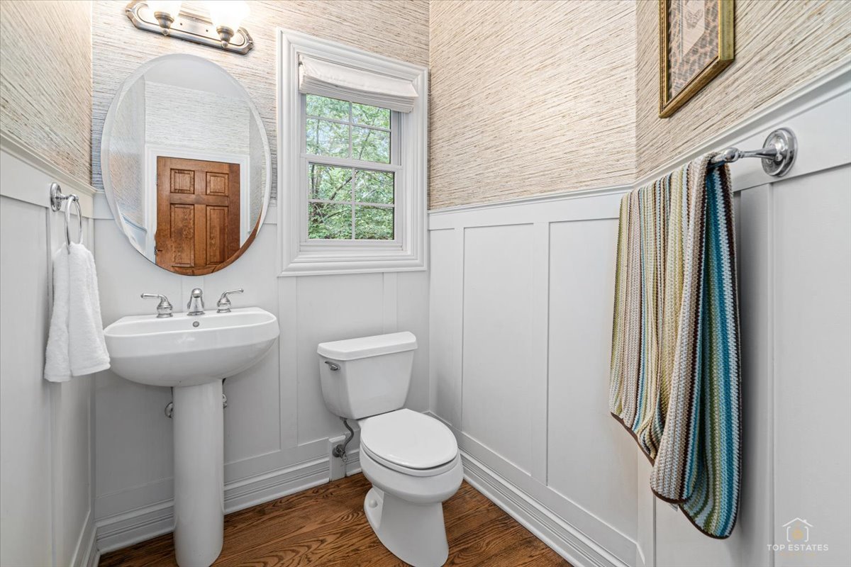 main property photo 15