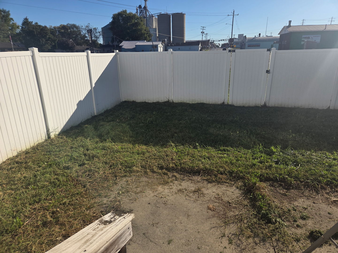 main property photo 9