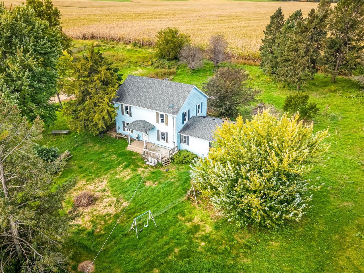 main property photo 26