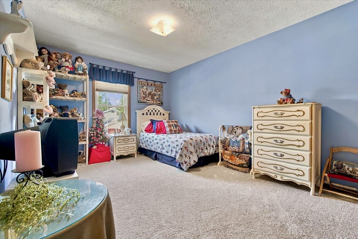 main property photo 54