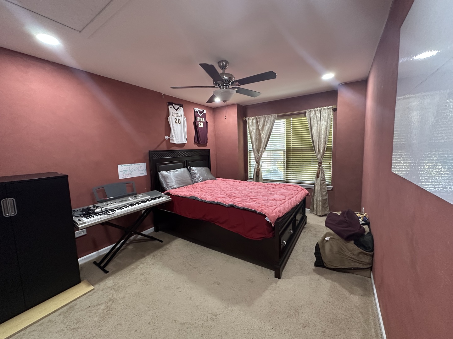 main property photo 14