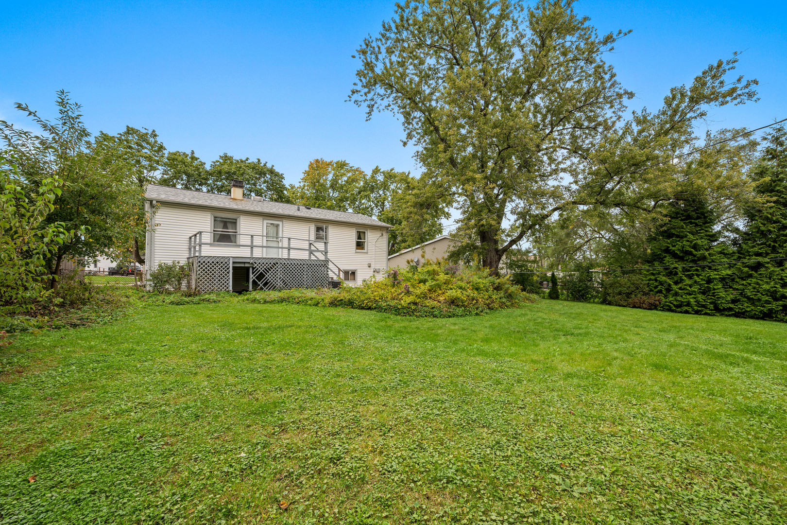 main property photo 25