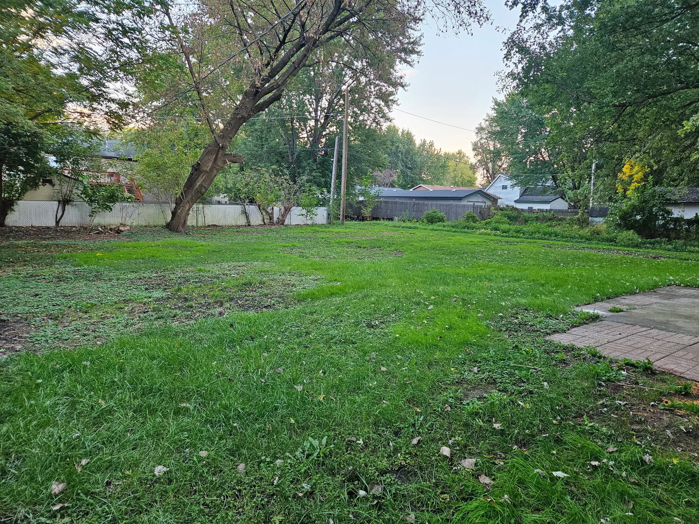 main property photo 19