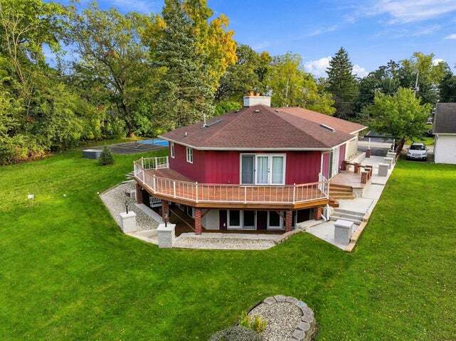 main property photo 37