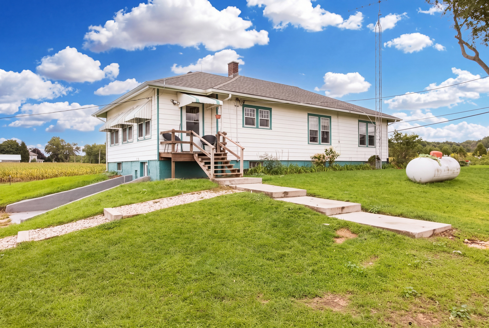 main property photo 12