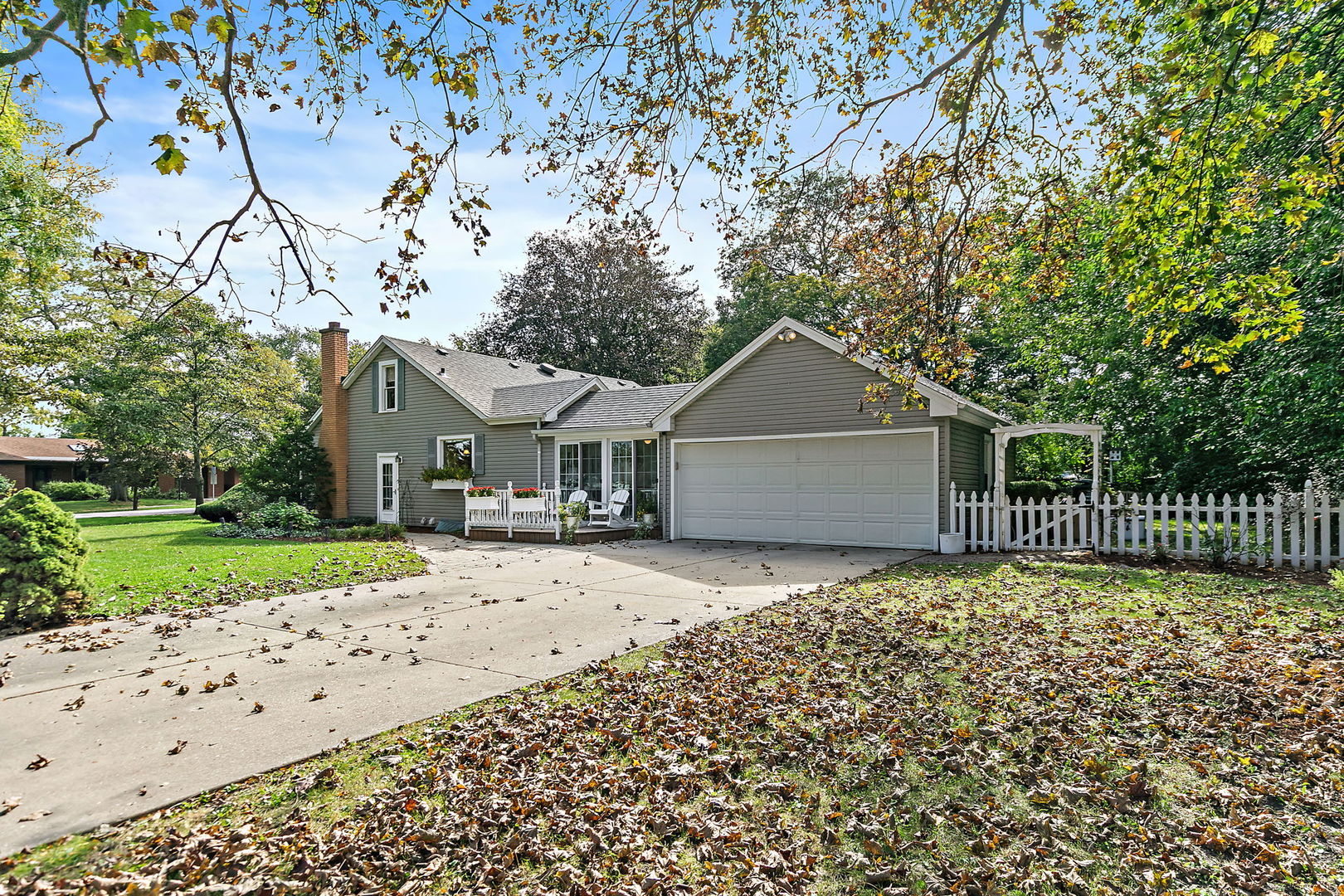 main property photo 32