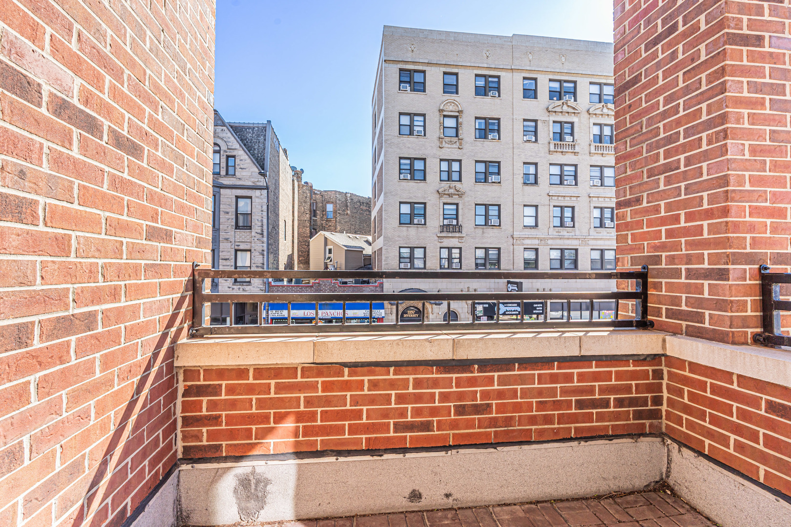 main property photo 17