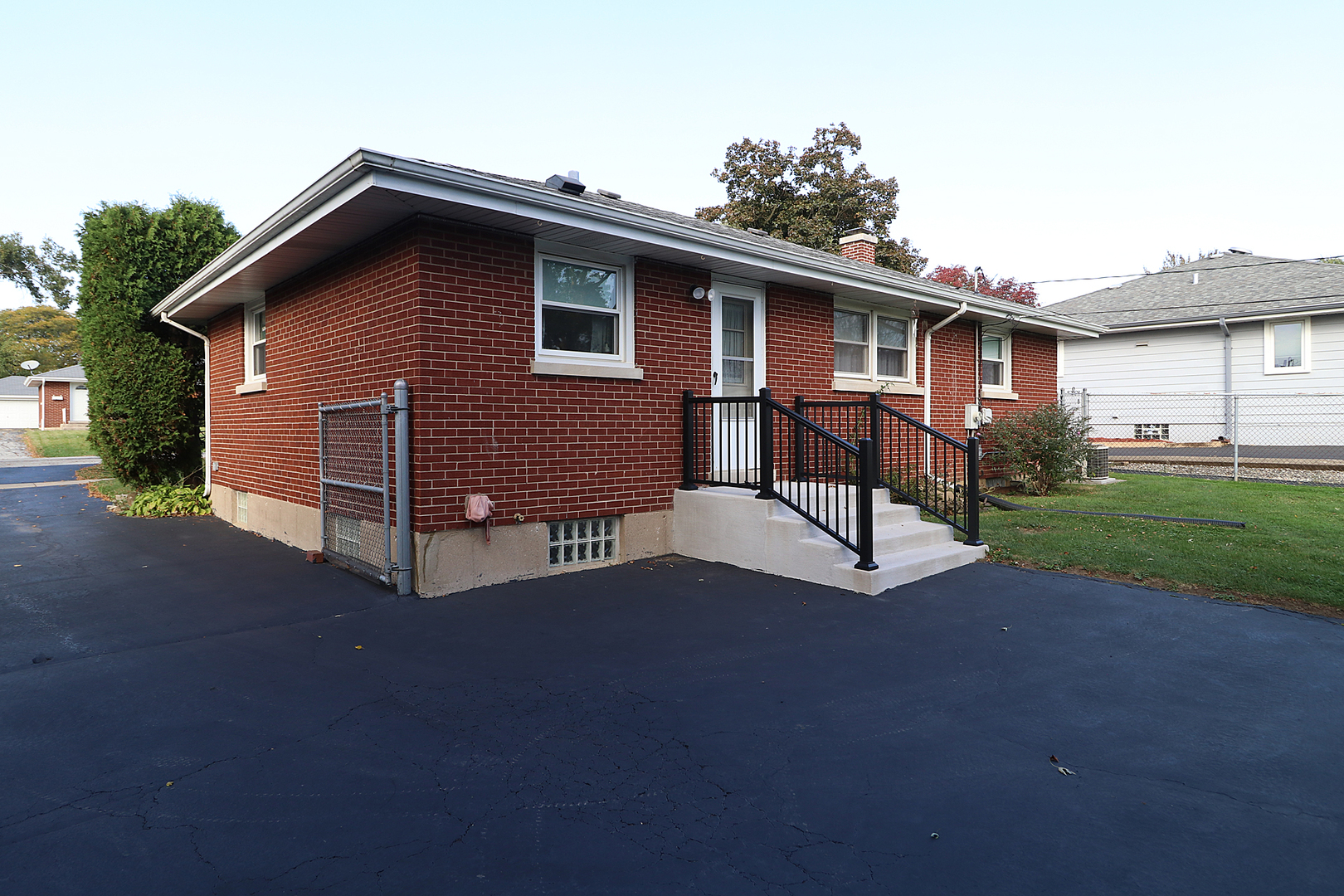 main property photo 18