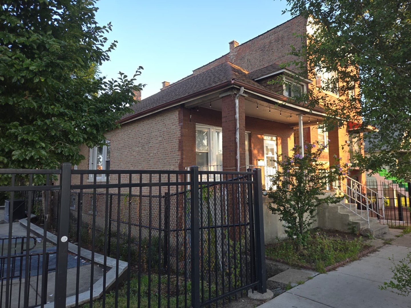 main property photo 14