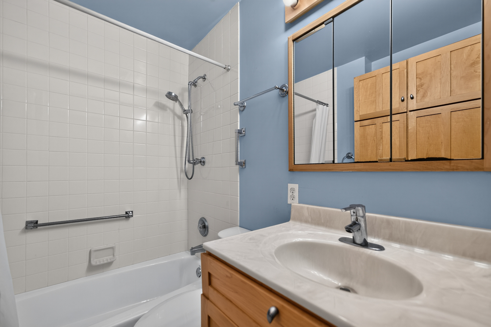 main property photo 15