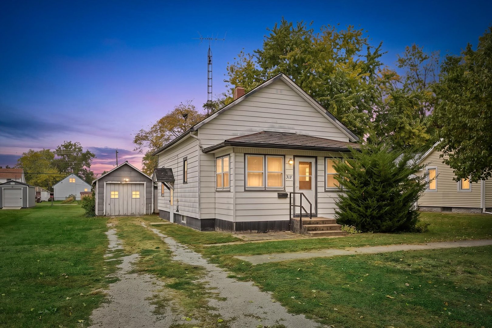 main property photo 3