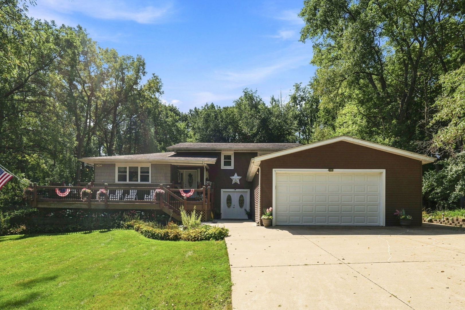 main property photo 0