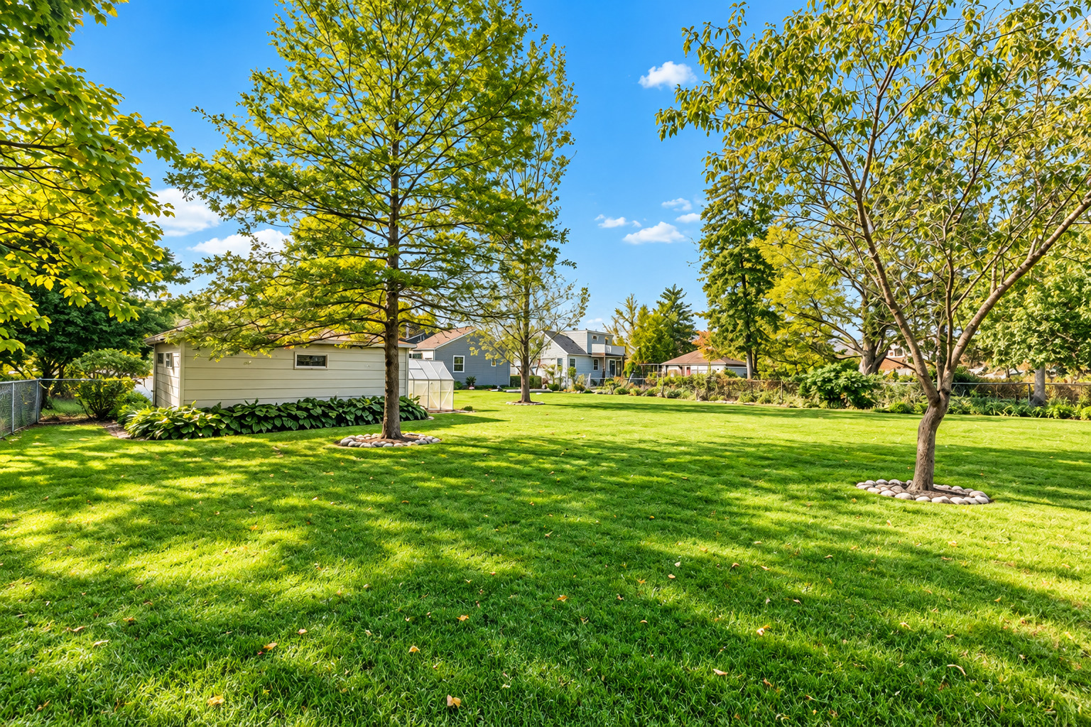 main property photo 16