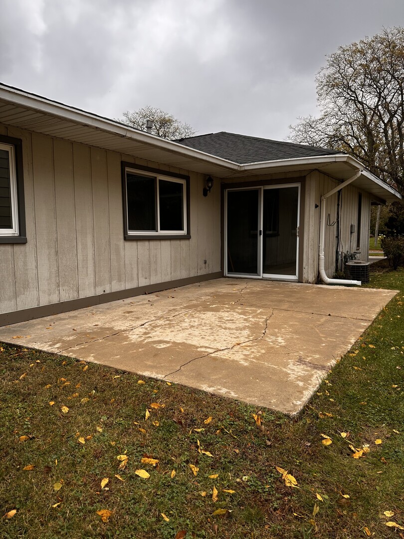 main property photo 11