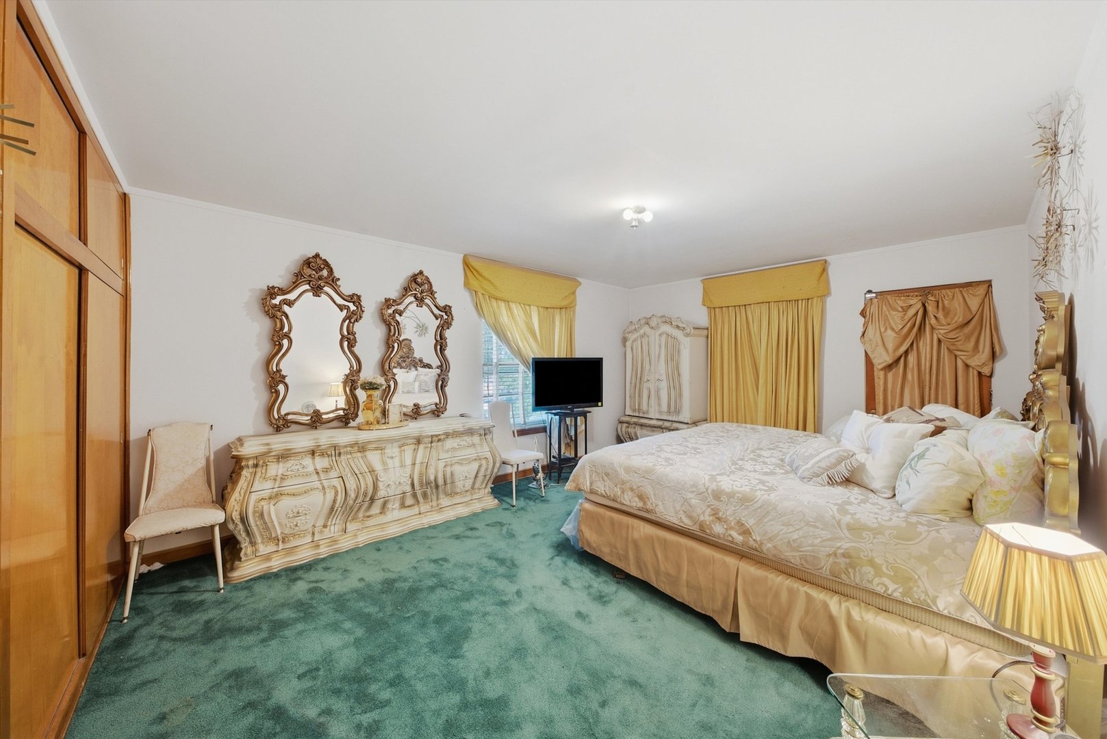 main property photo 13