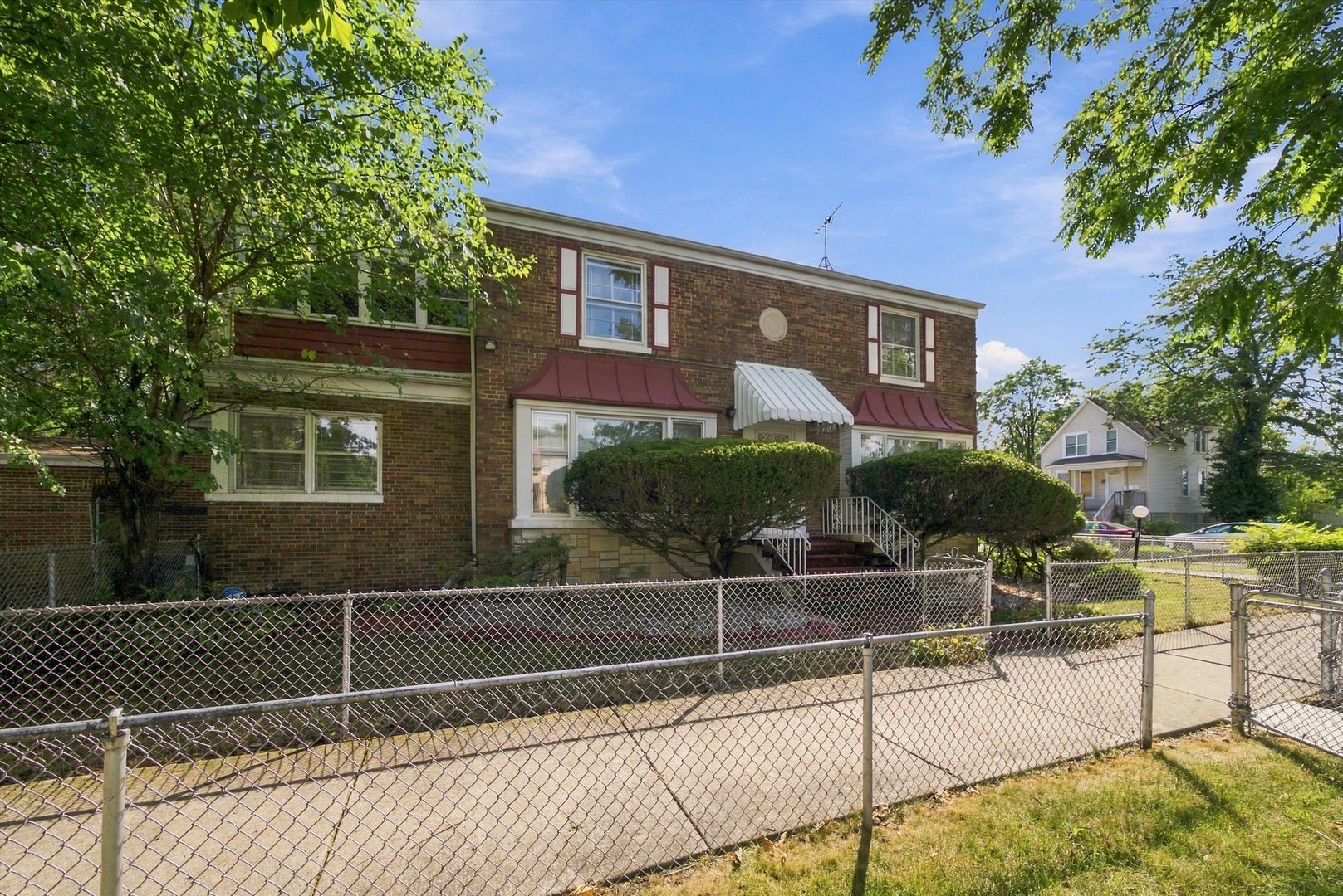 main property photo 22