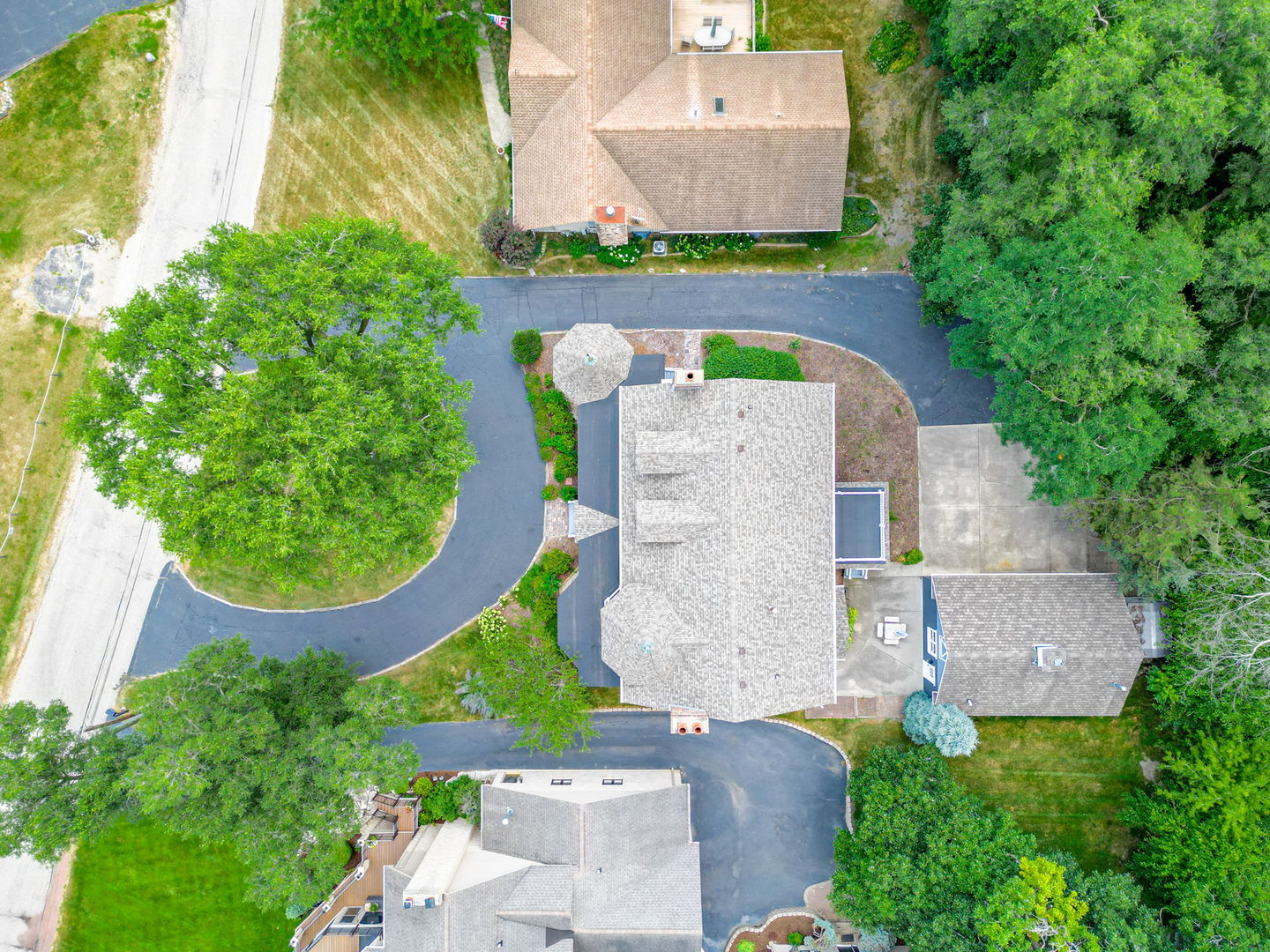main property photo 51