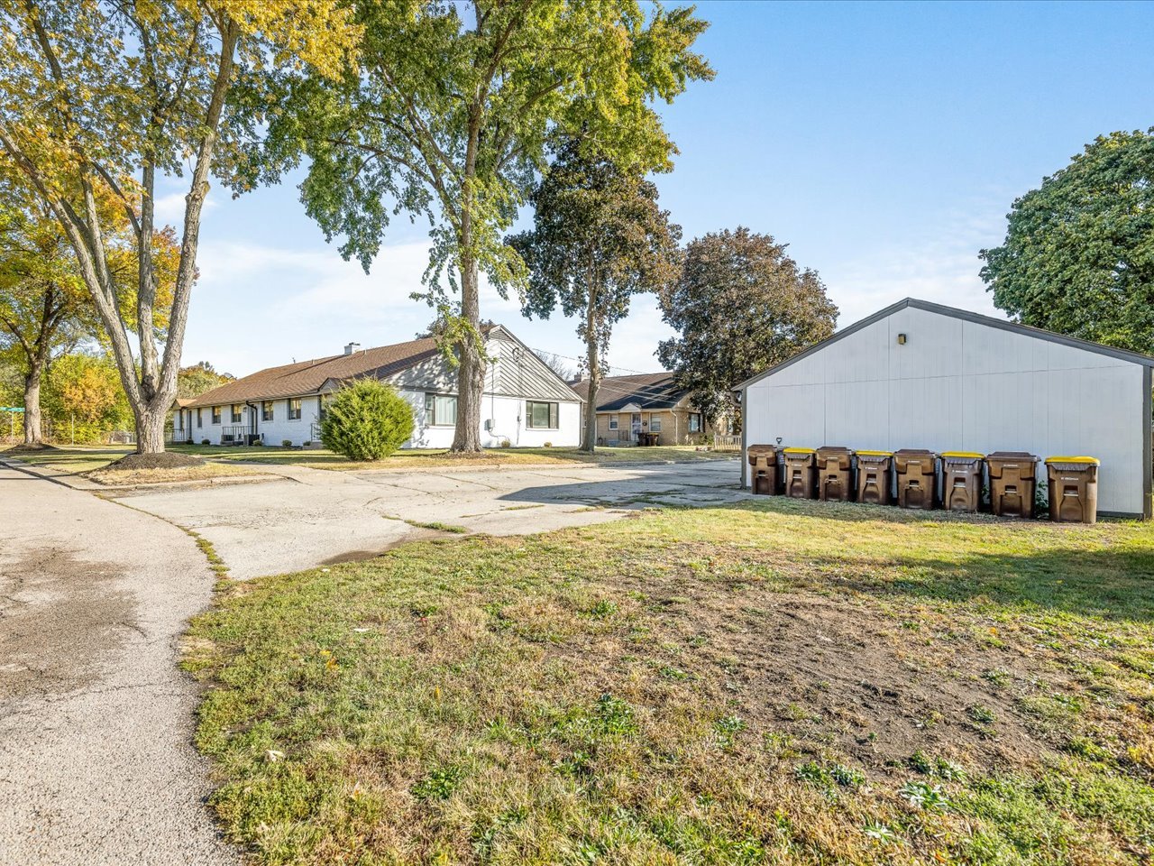 main property photo 43