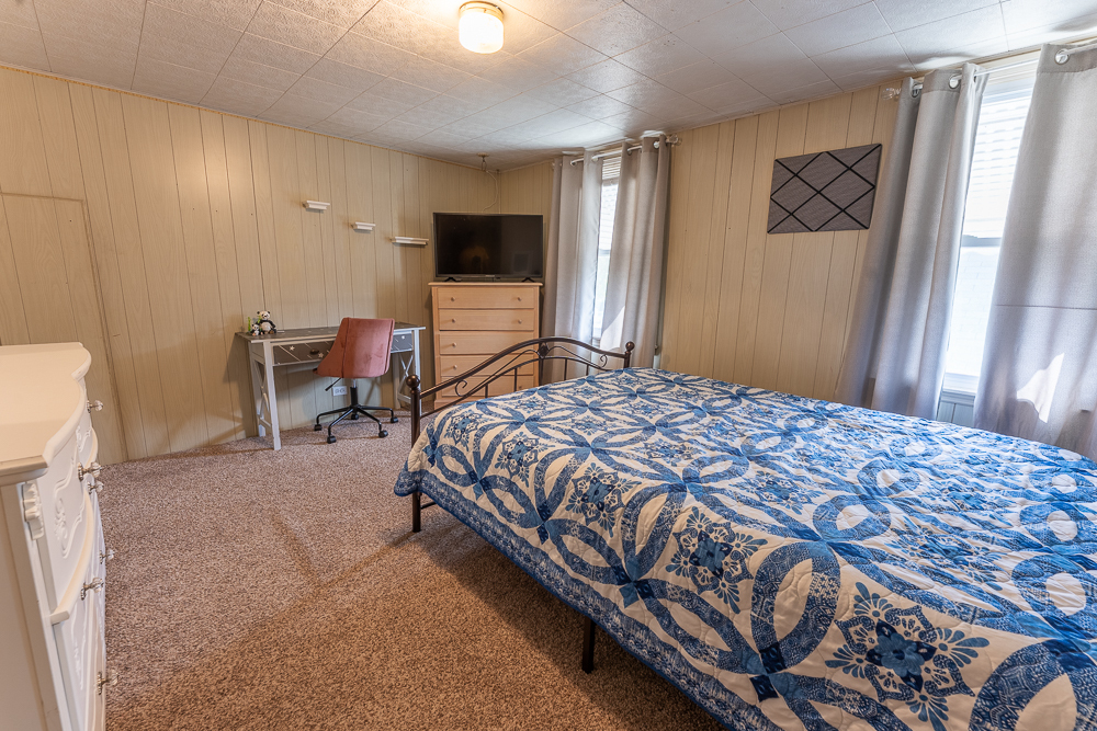 main property photo 20
