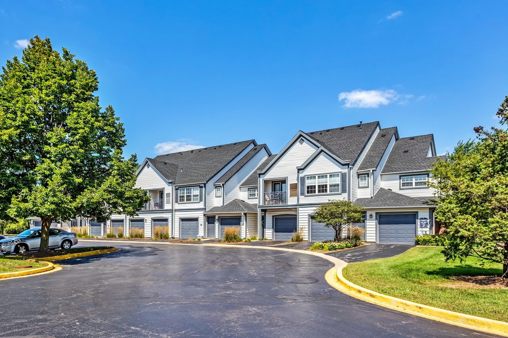 main property photo 0