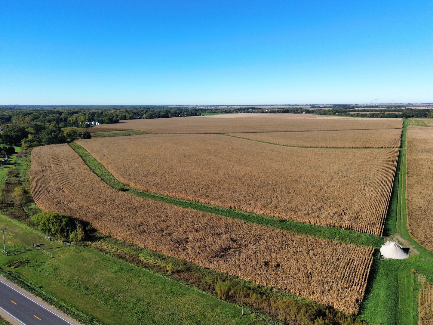 main property photo 8