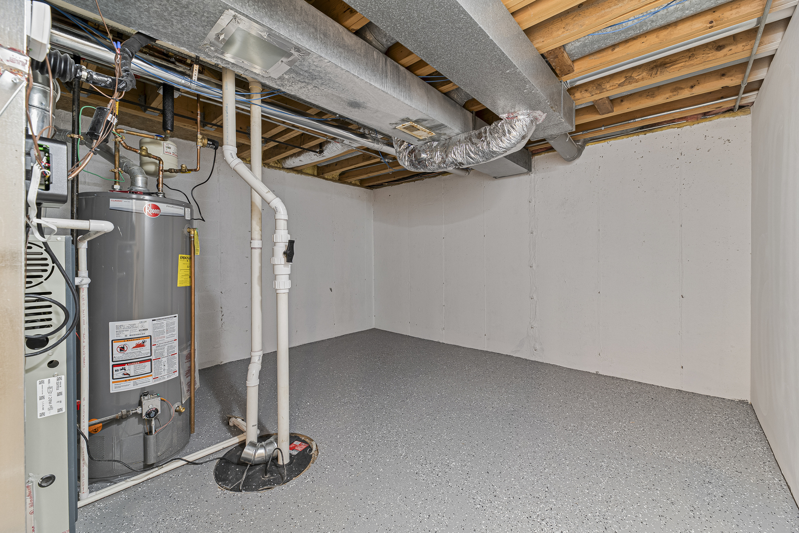 main property photo 51