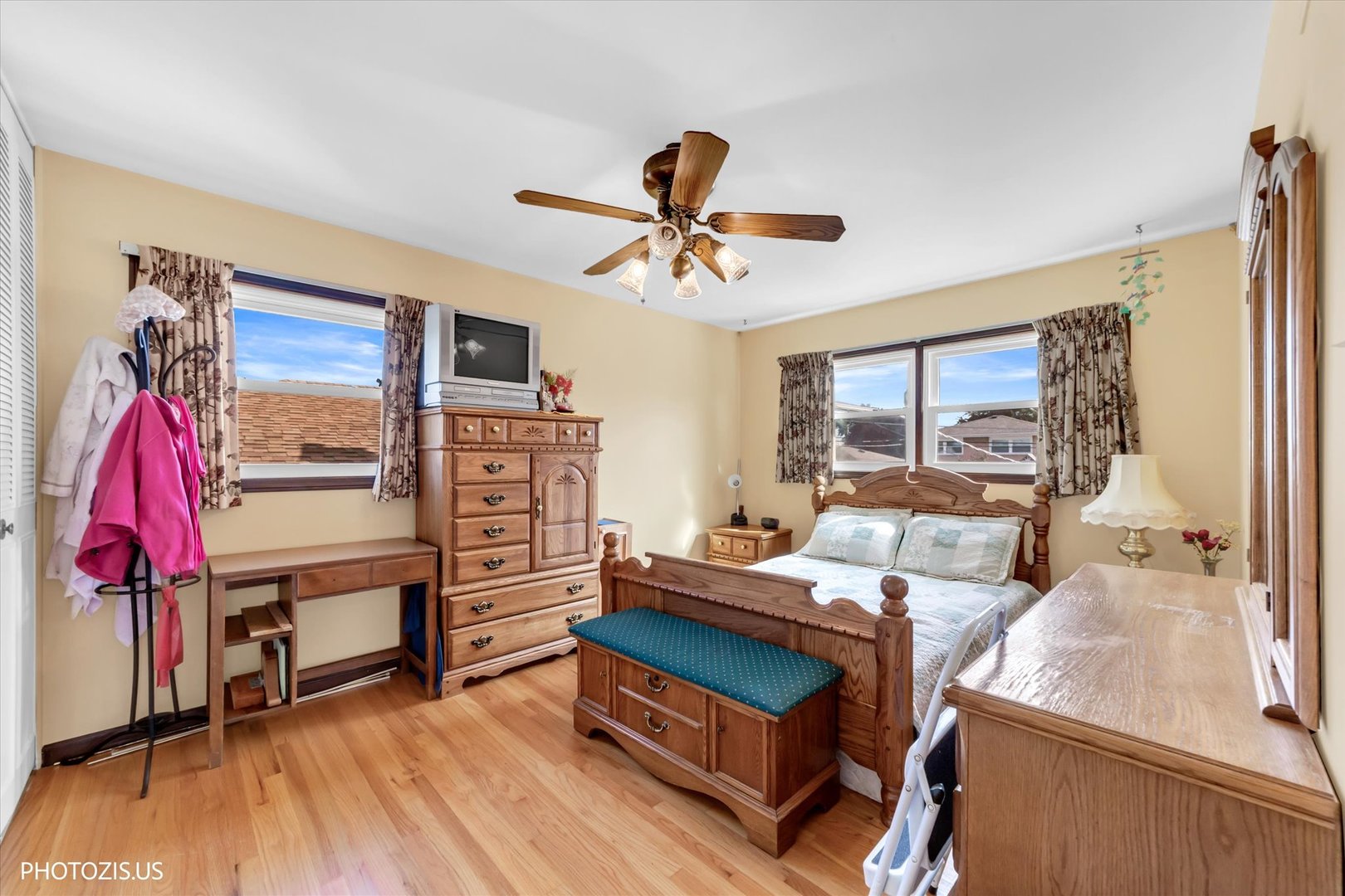 main property photo 16