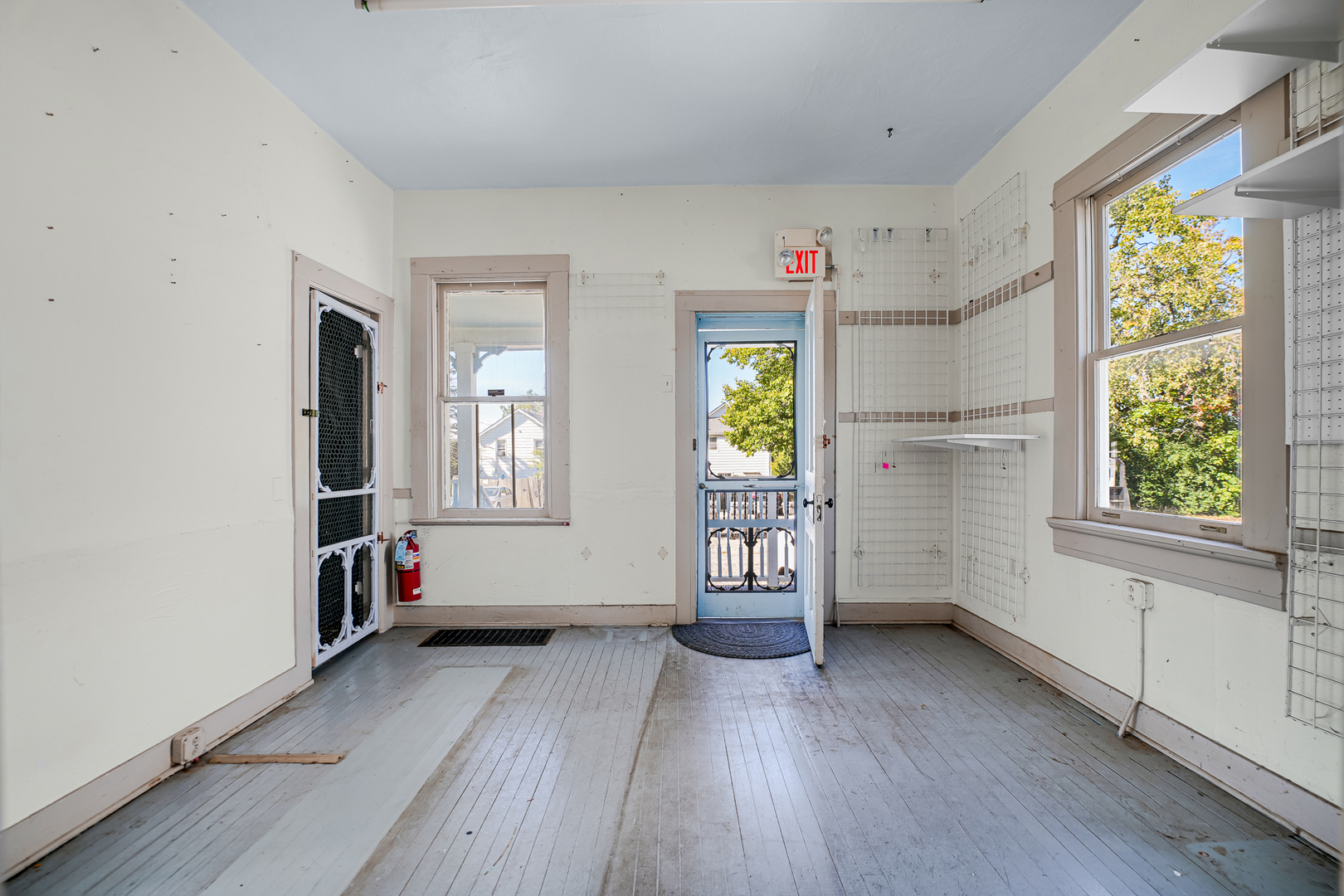 main property photo 14