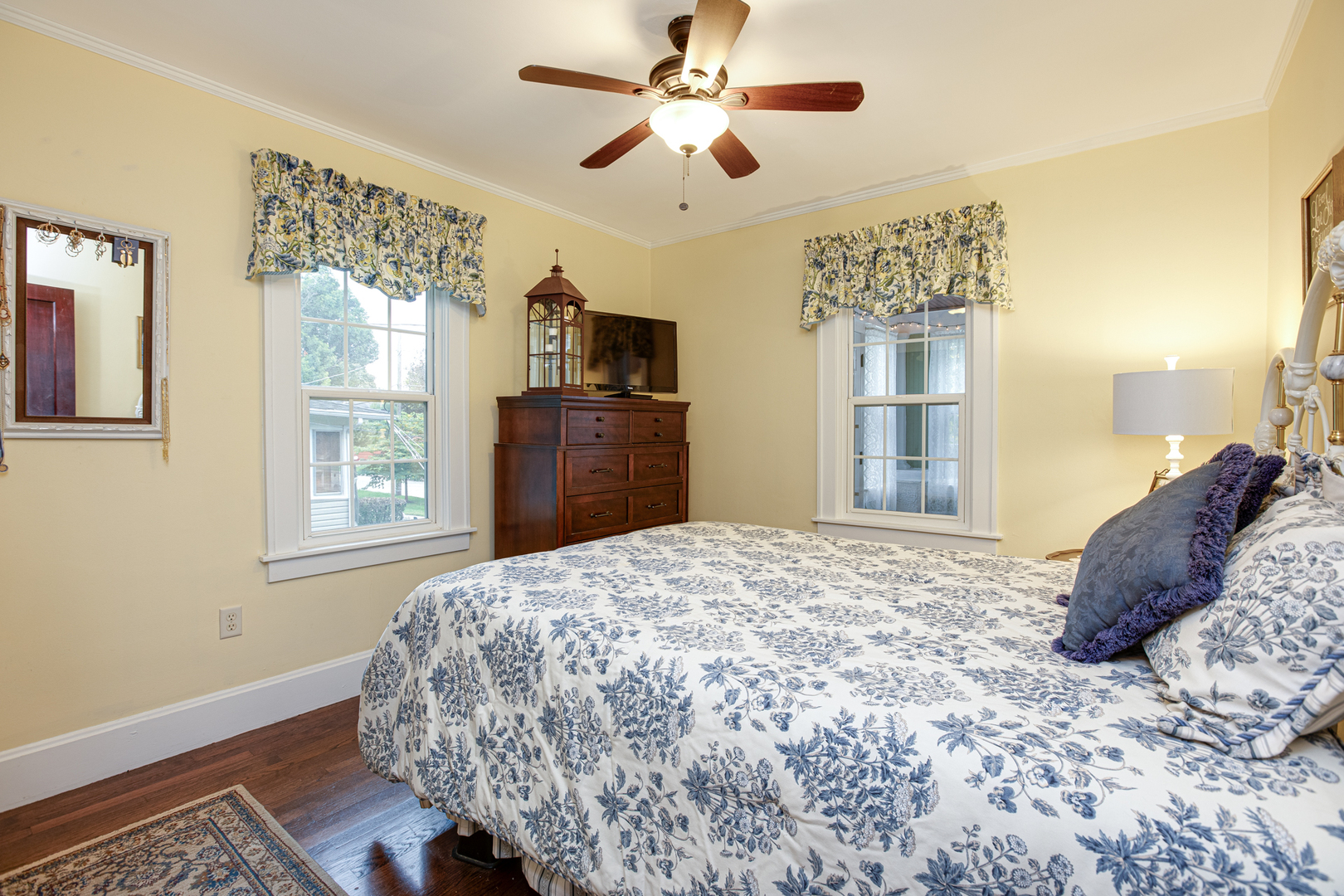 main property photo 11