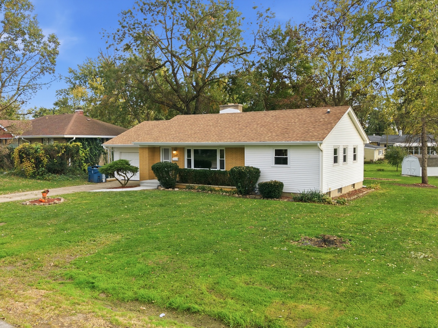 main property photo 16