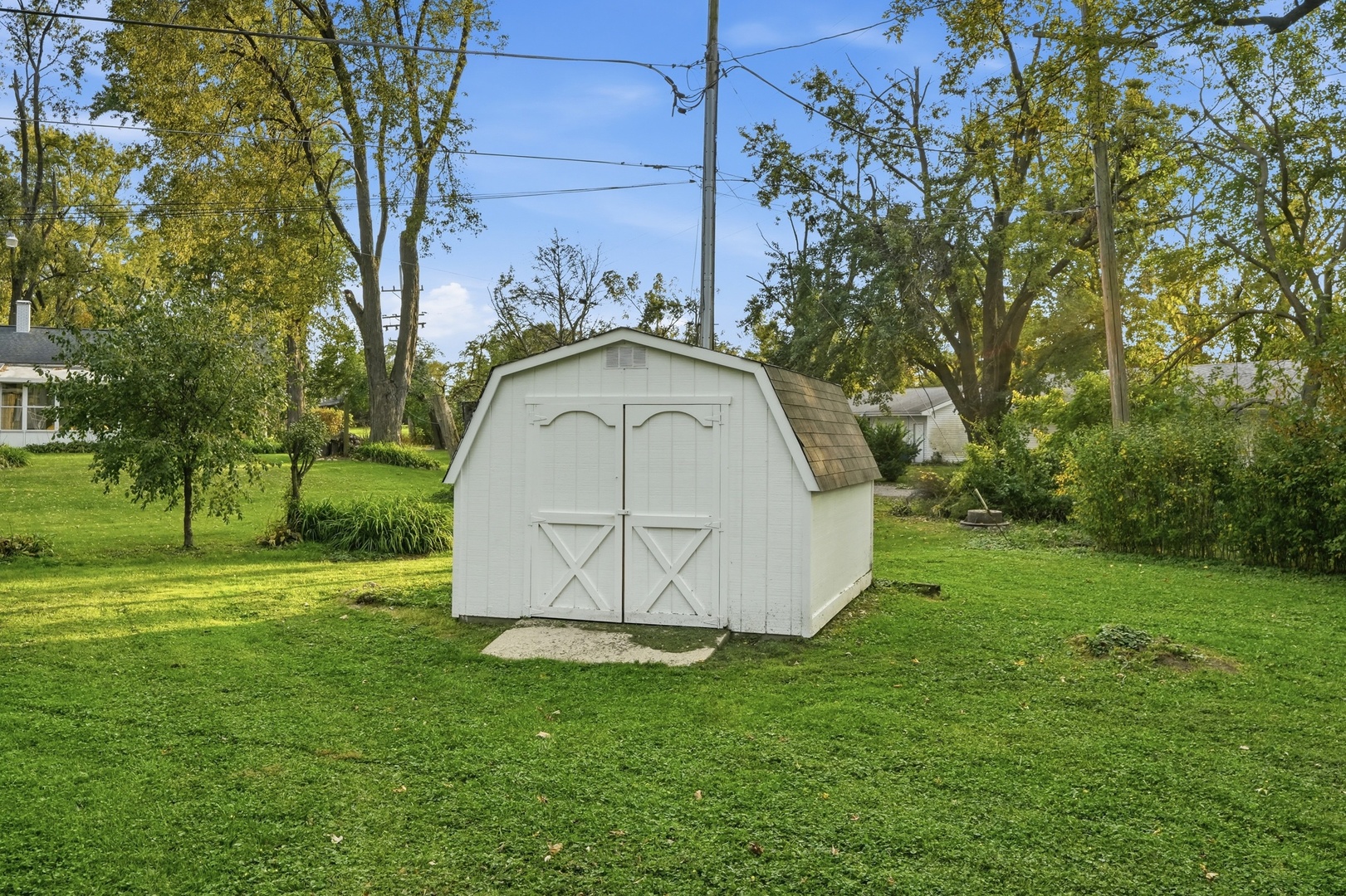 main property photo 18