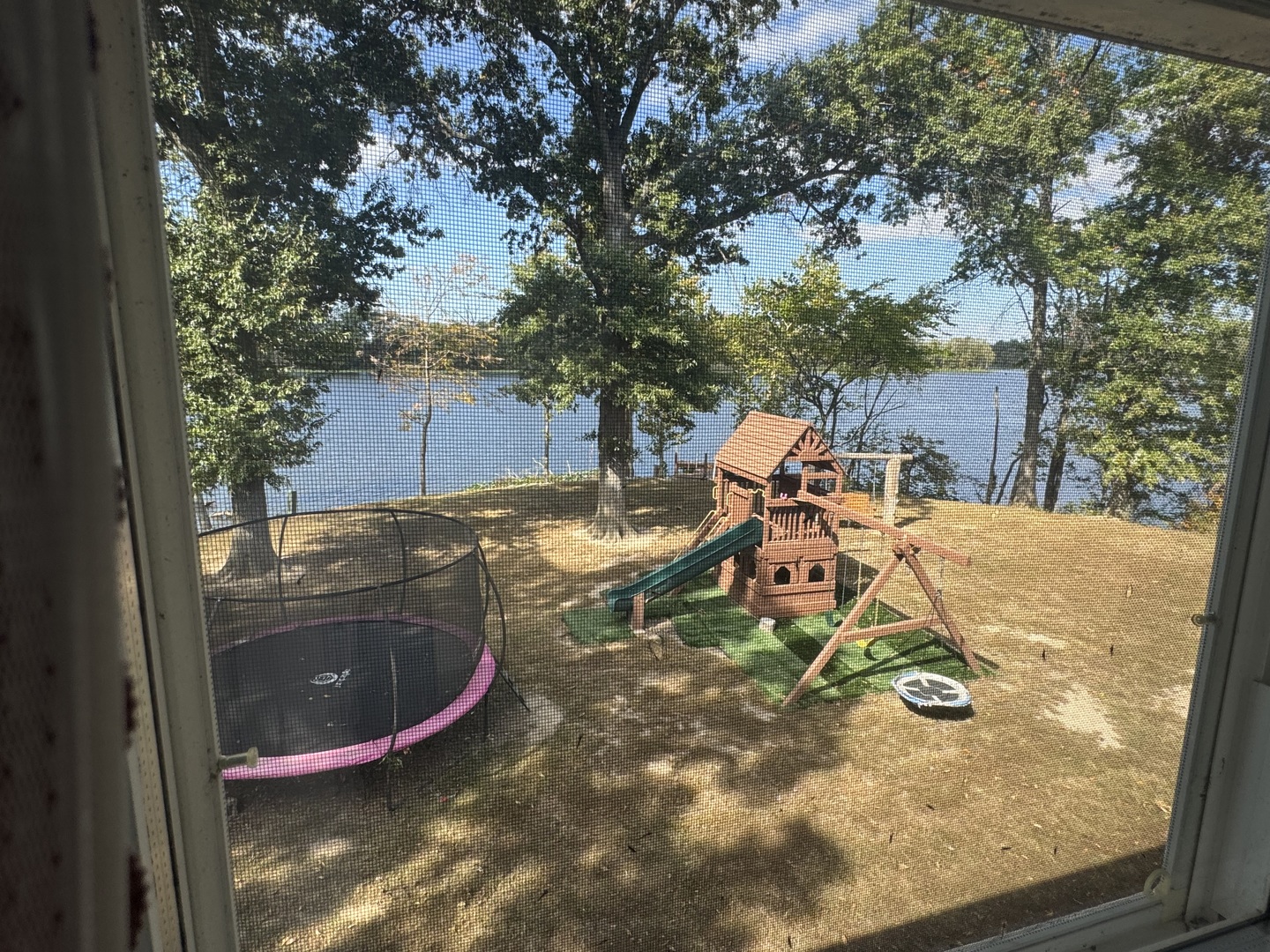 main property photo 16