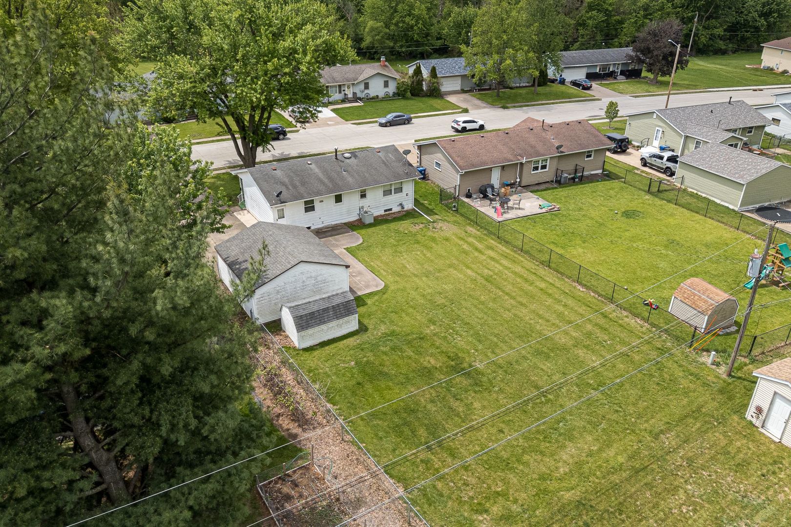 main property photo 26
