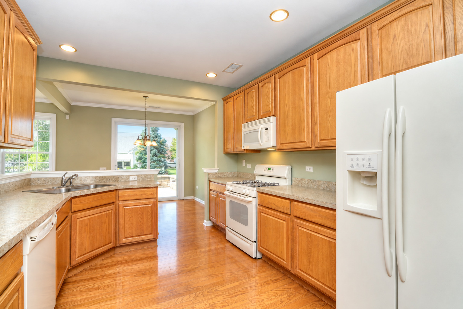 main property photo 14
