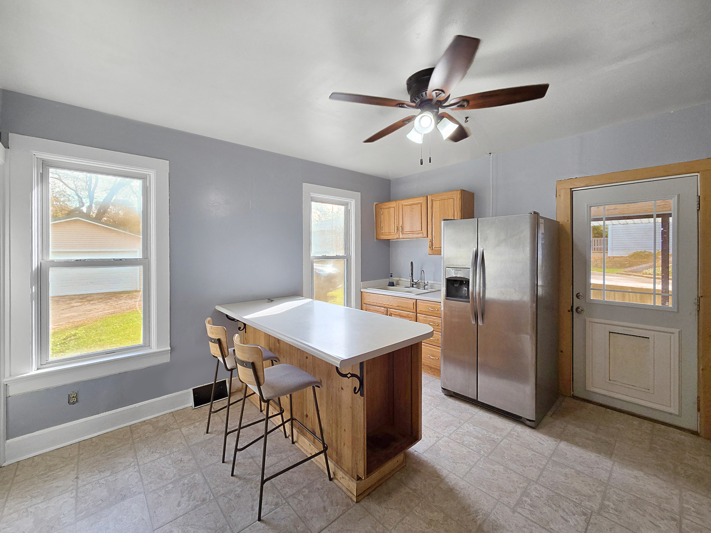 main property photo 11